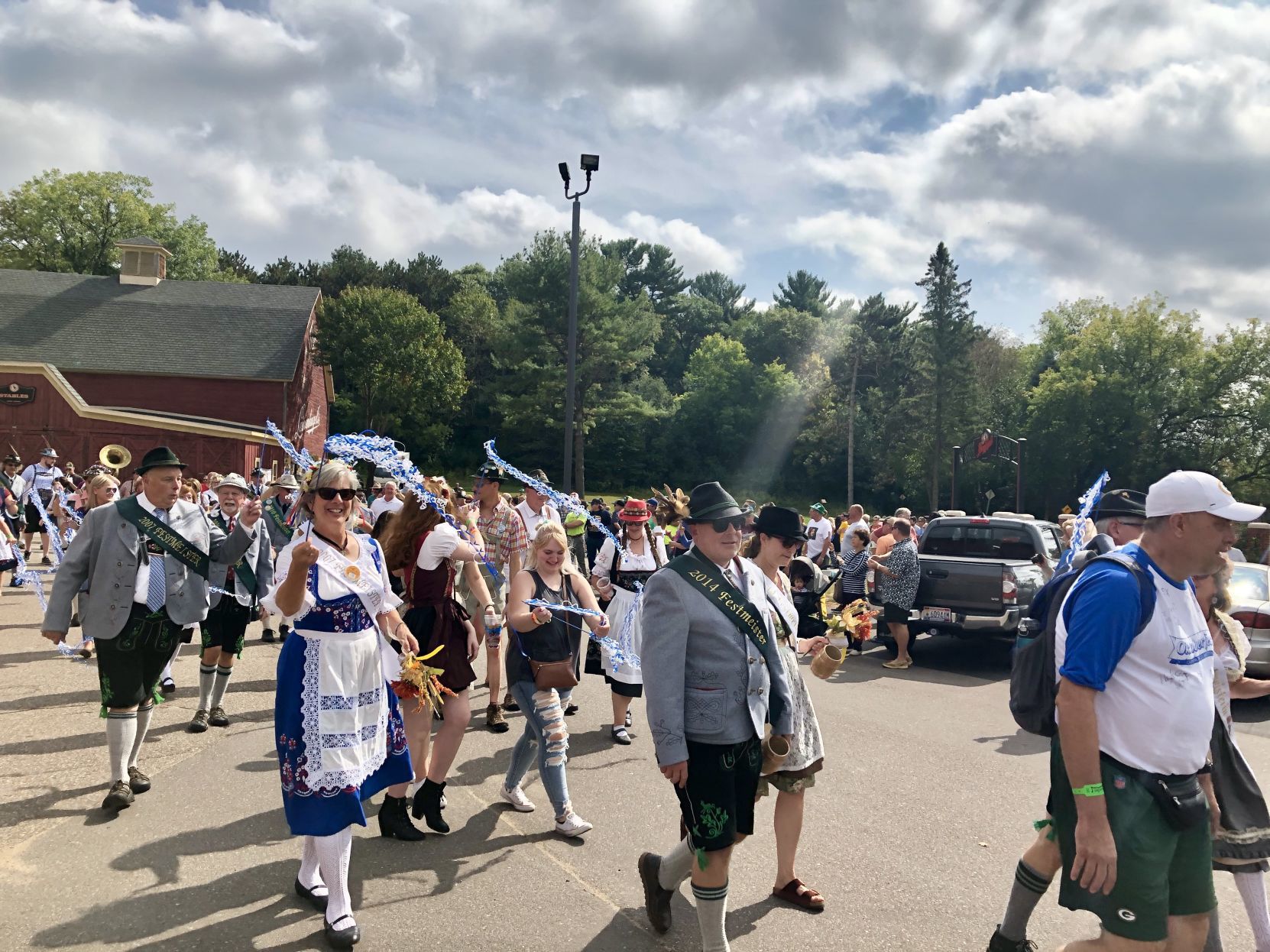 Oktoberfest 2019 royalty announcement and golden keg procession